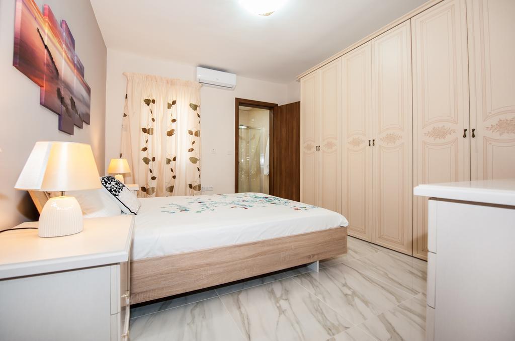The Waves Holiday Apartment مرسلوك المظهر الخارجي الصورة